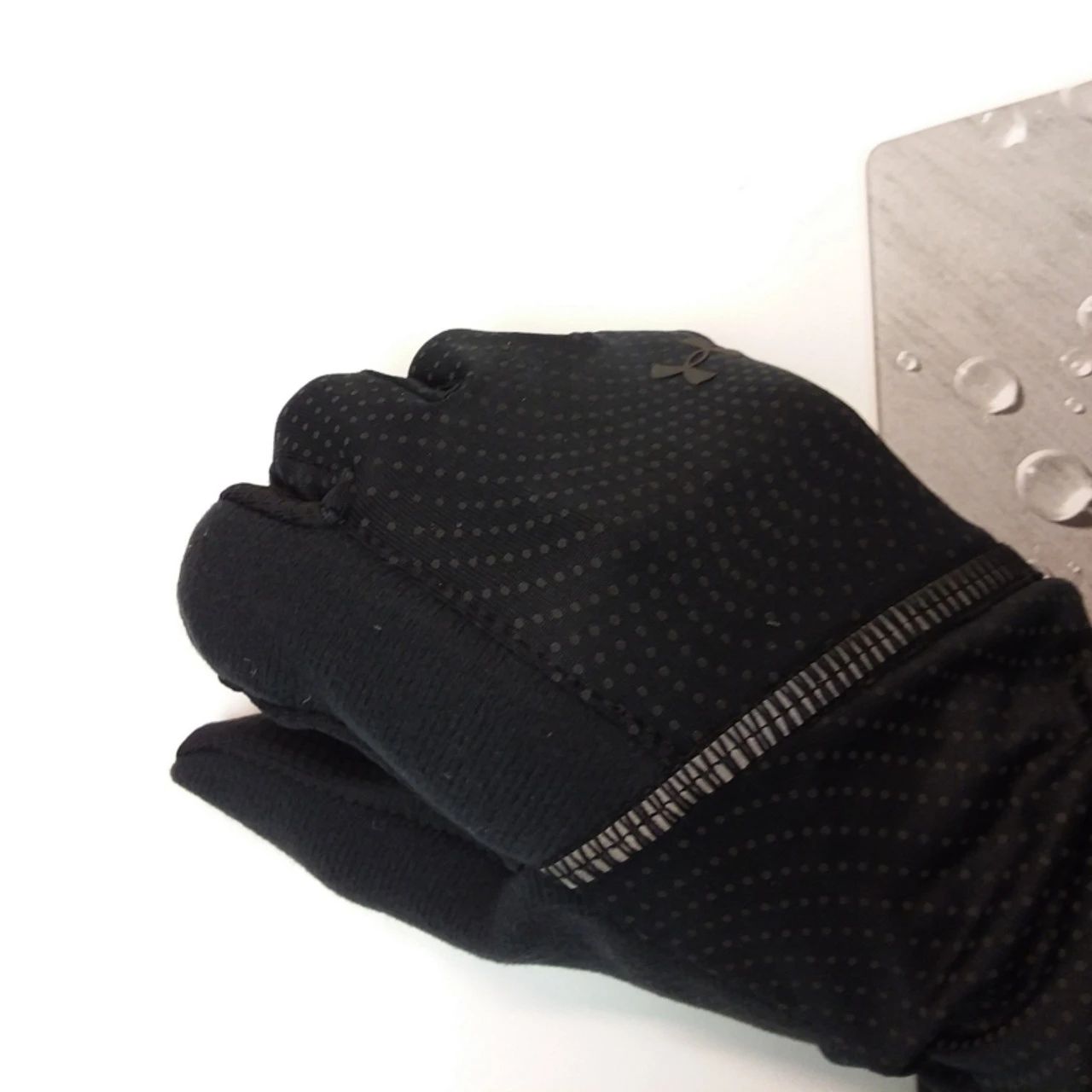 Under Armour Storm Liner Gloves W/Tread Palm 8 Under Armour Storm Liner Gloves W/Tread Palm - Image 8